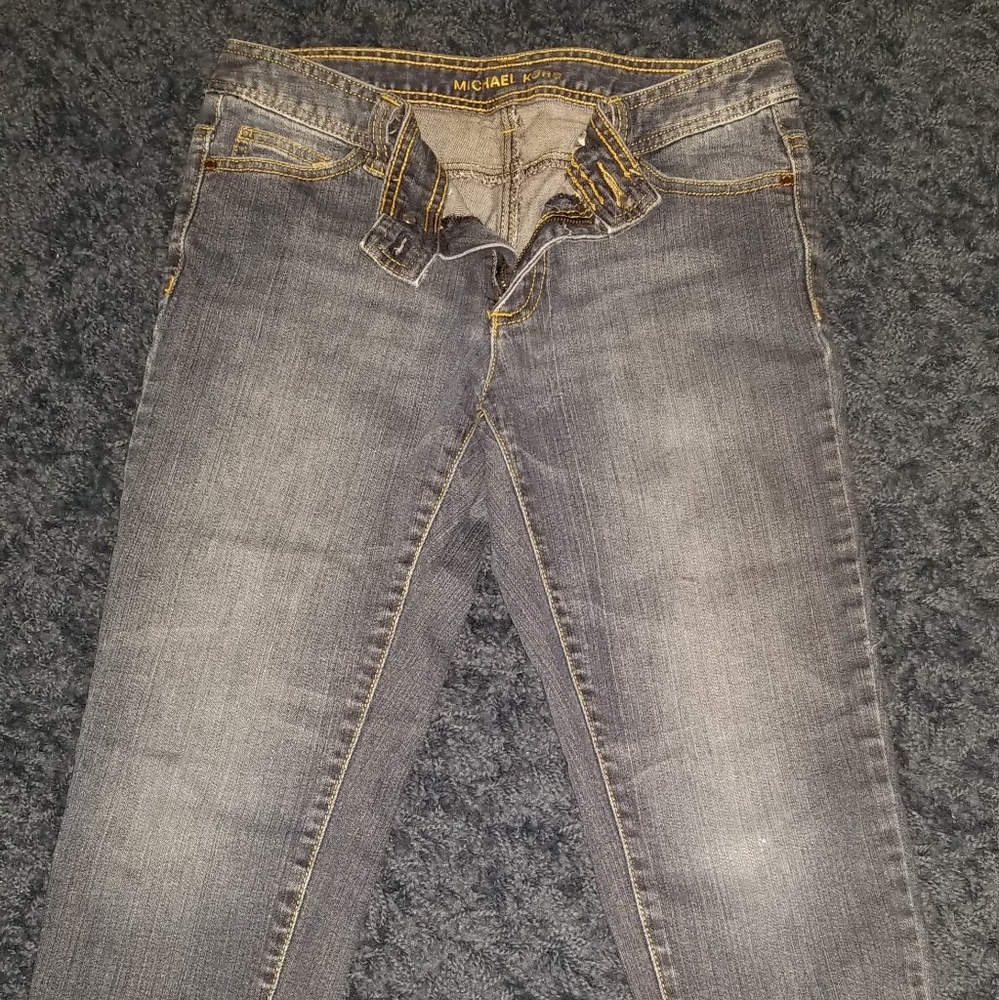 Capris